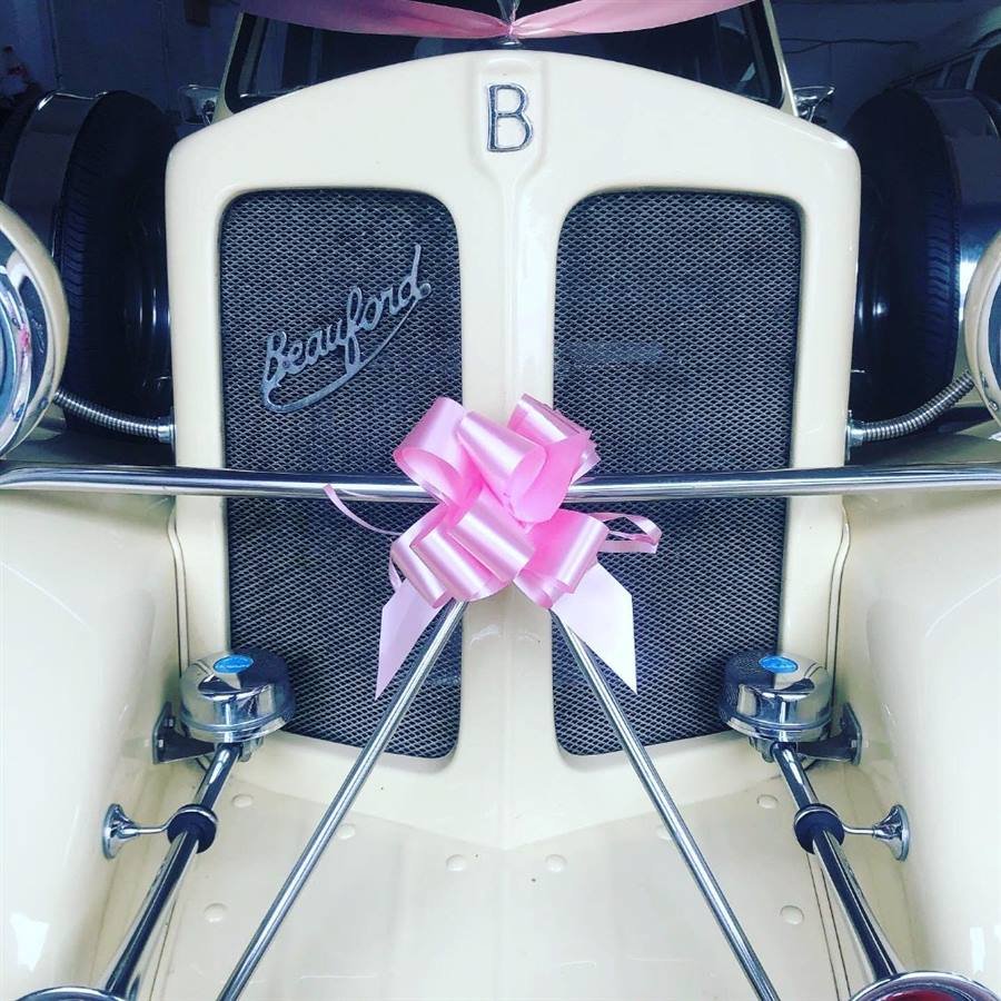 Beauford 4 Door Tourer wedding car image 2