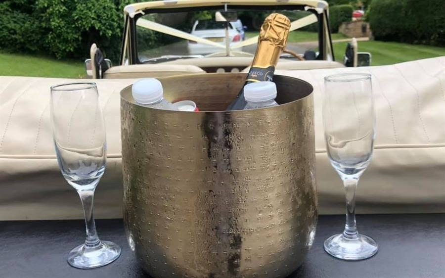Beauford 4 Door Tourer wedding car image 11