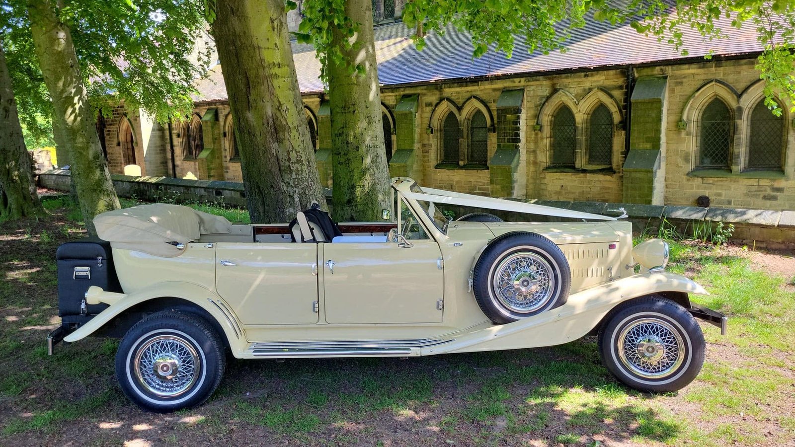Ivory Beauford wedding car presented for a wedding