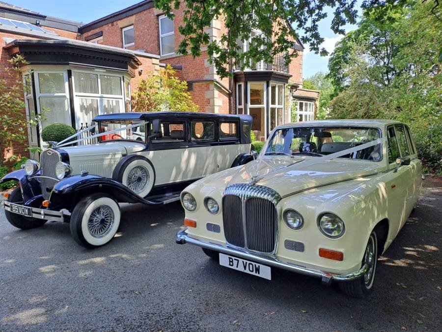 Bramwith Classic Limousine Landaulette wedding car image 2