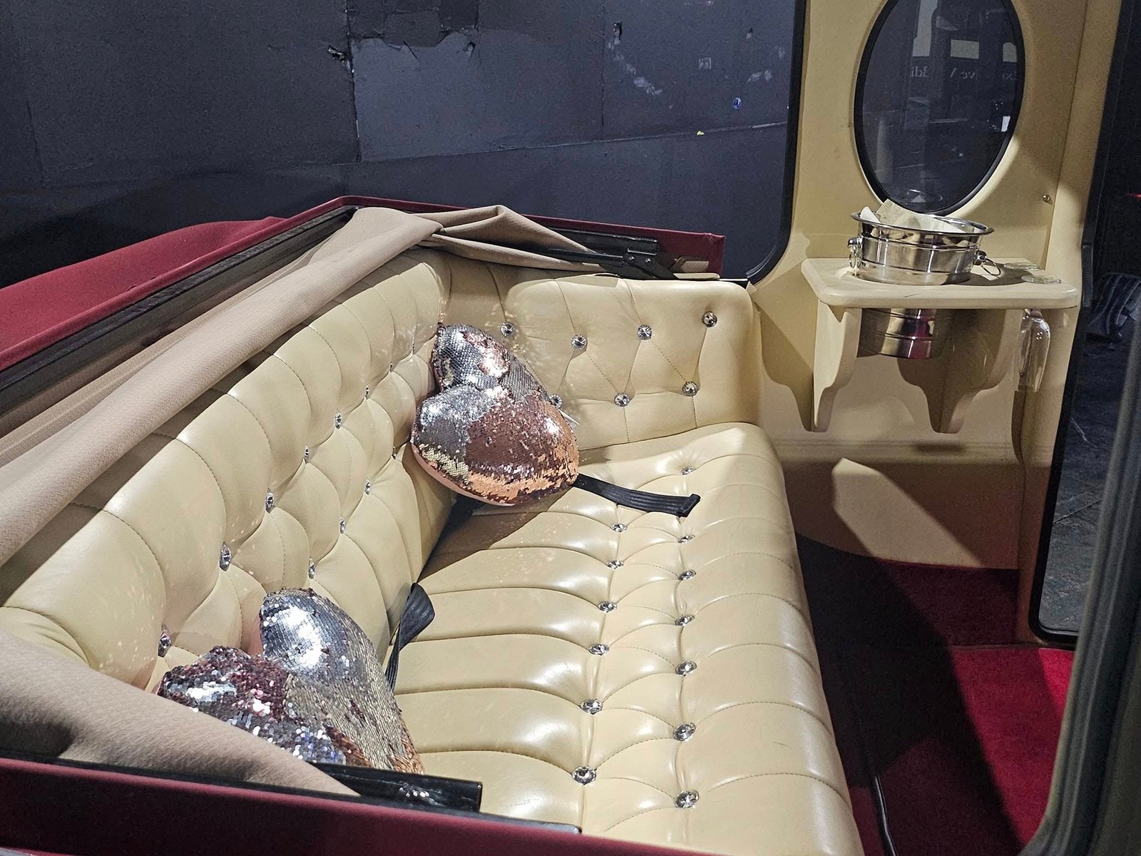 Imperial Viscount Landaulette wedding car with maroon trim image 5