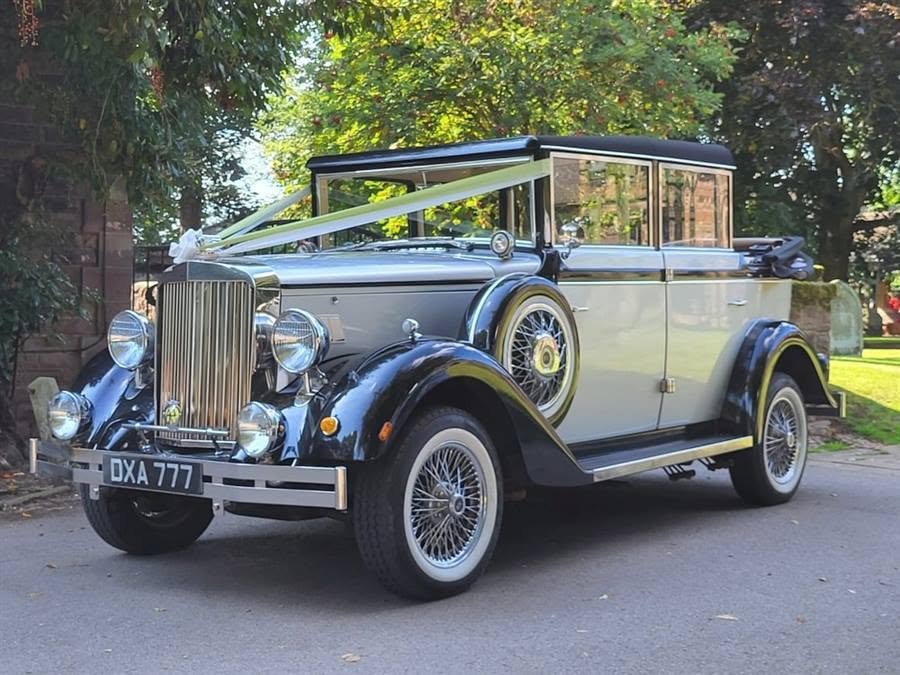 Regent Landaulette wedding car with open rear roof